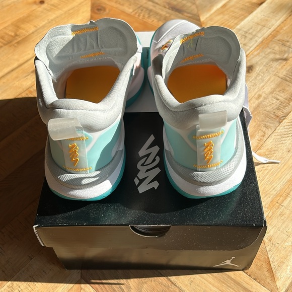 Jordan Zion 1 (GS) Youth - Picture 4 of 8